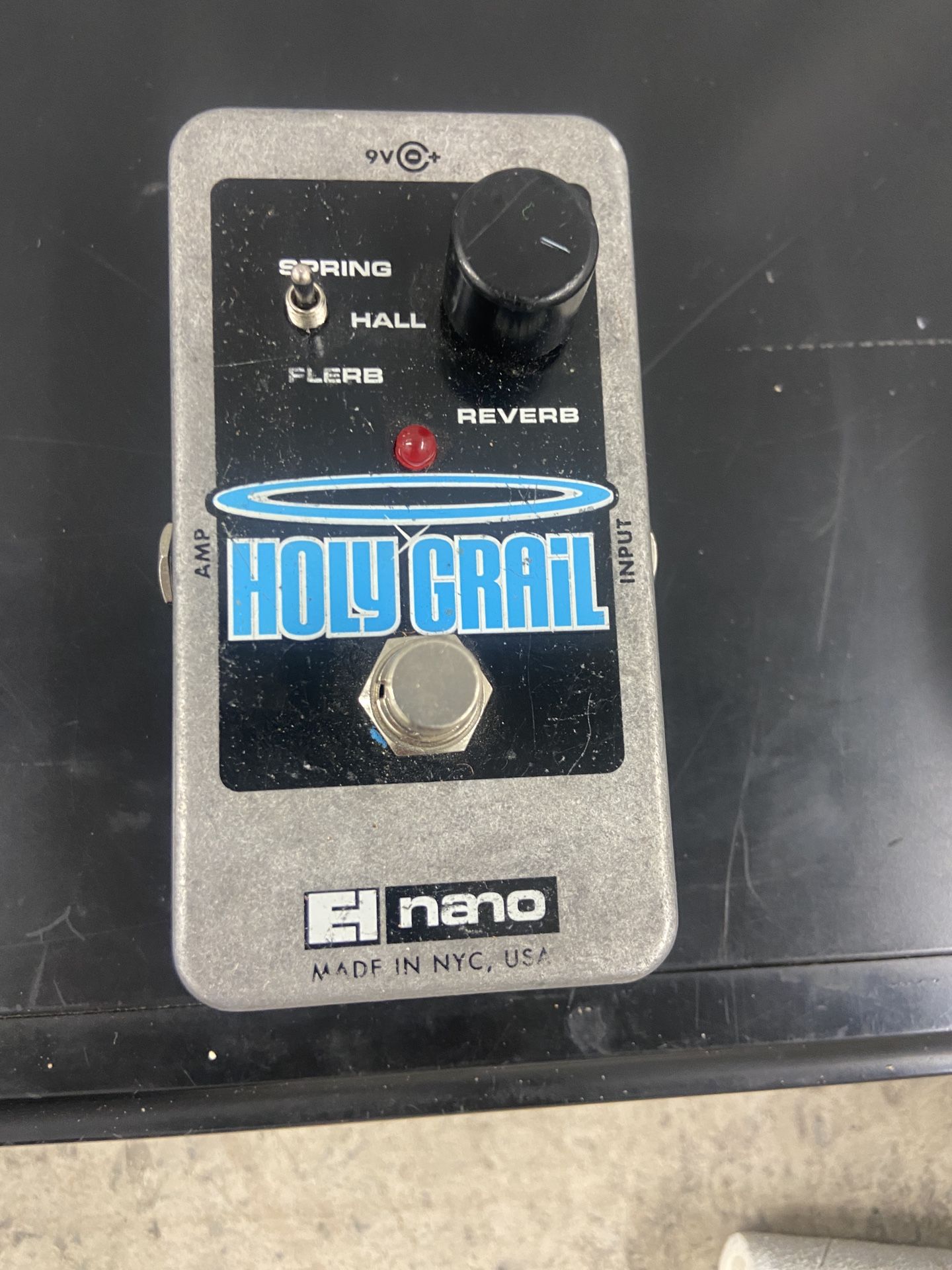 HOLYGRAIL GUITAR/BASS EFFECTS PEDAL