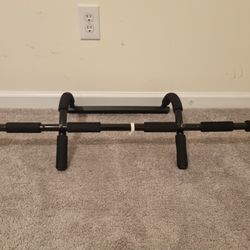 Pull Up Bar 