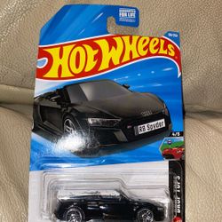 Hot Wheels 2019 Audi R8 Spyder
