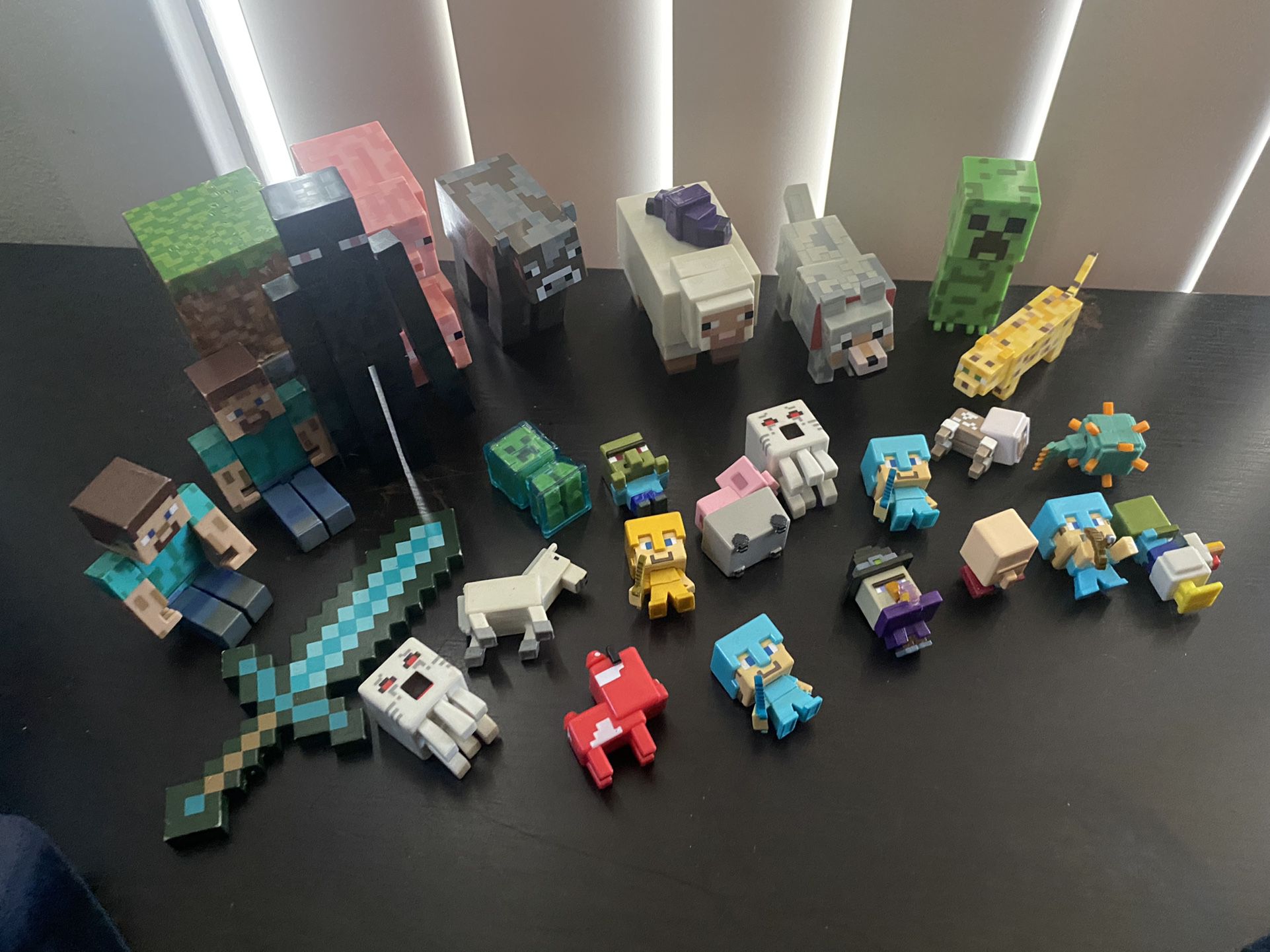 Minecraft & ROBLOX Toys for Sale in Huntington Beach, CA - OfferUp