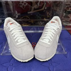 Brand New Nike Cortez SE Suede – Men’s Size 10