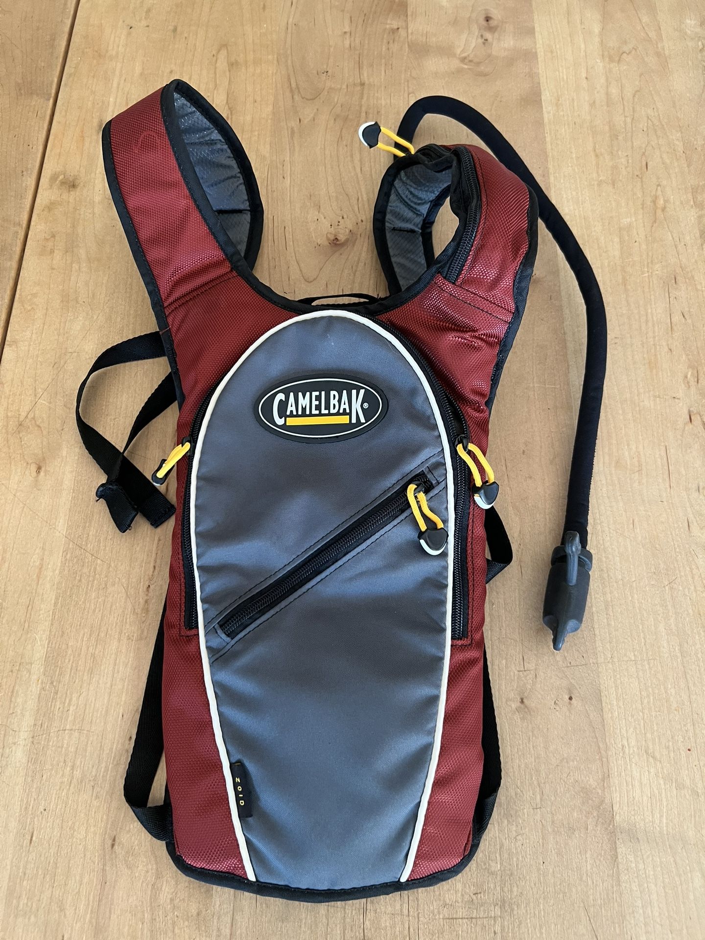 Camelbak ZOID Hydration System Almost New Condition!