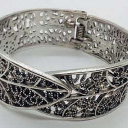 Filigree Open Work Silver Plate hinged Cuff Bracelet Mid Century Vintage
