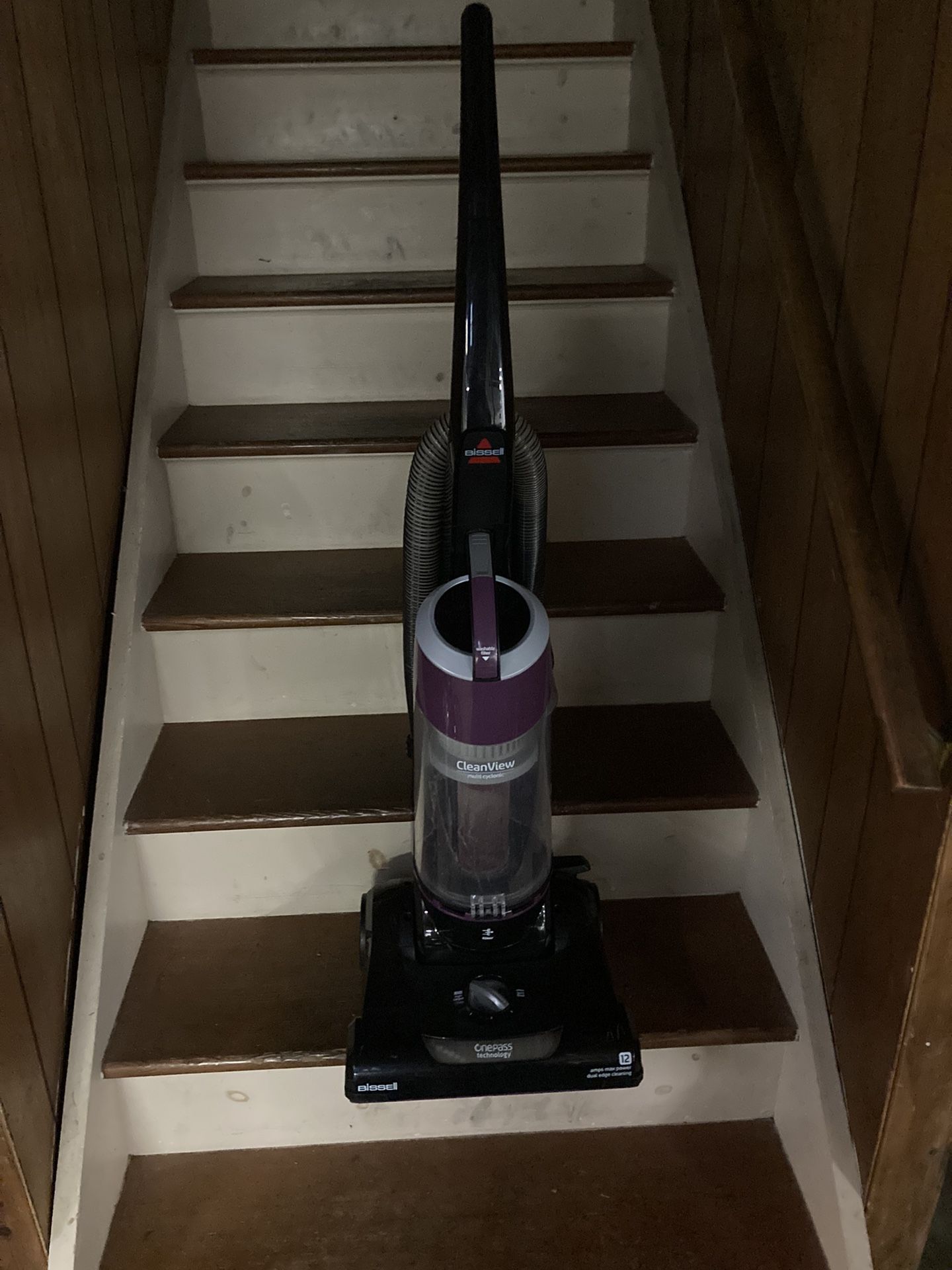 Bissell Cleanview Bagless Vacuum- Free Delivery!