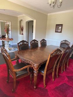 NEW Beautiful Wood Dining Room Table $750 OBO