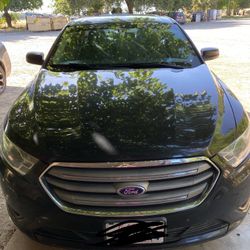 2015 Ford Taurus