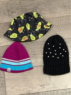 Three hats pack