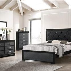 ✅️✅️4 pc  amalia black wood finish wood queen bedroom set(Mattress & Tall chest Not Includes ✅️