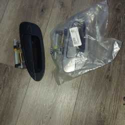 02 To 06 Nissan Altima Door Handles For Sale $20