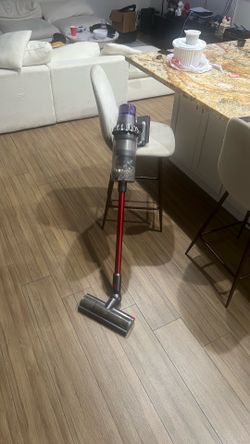 Dyson v11 outsize