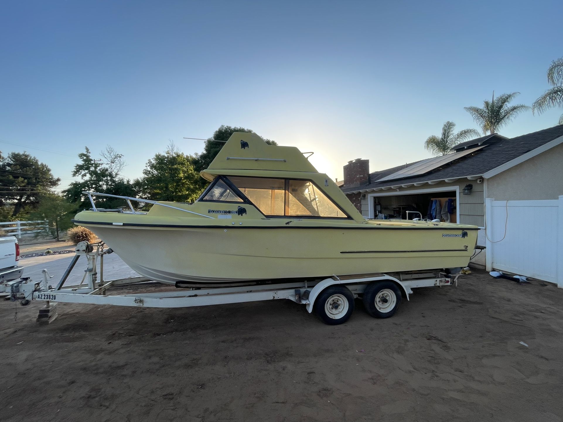 1977 24’ Drummond with a four cylinder Detroit diesel