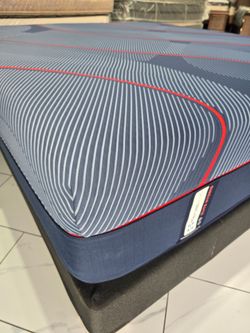 King Sizes Mattress And Box Spring