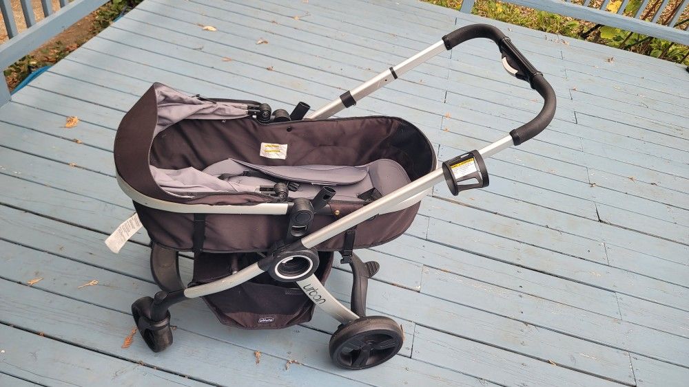 Chicco Stroller Bassinet Car Seat Combo