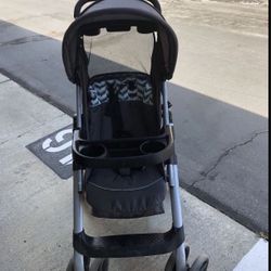 Vive Stroller 