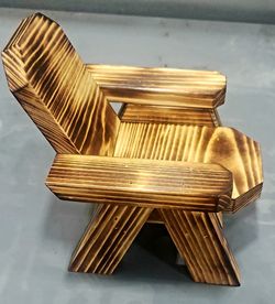 Squirrel chairs