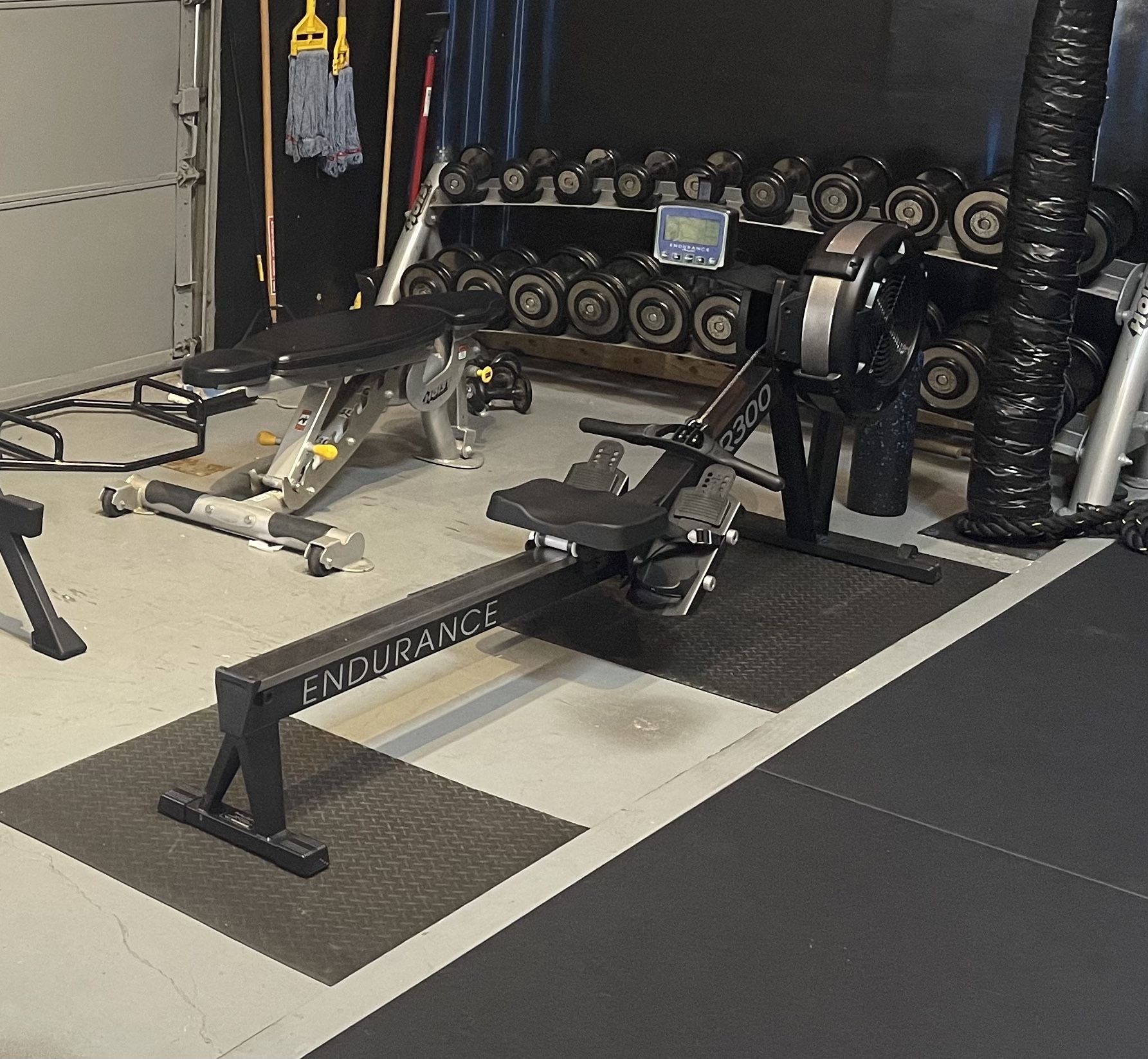 Body Solid R300 Rower