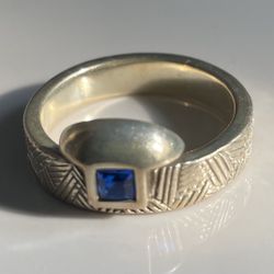 Vintage 925 Solid sterling Silver Ring