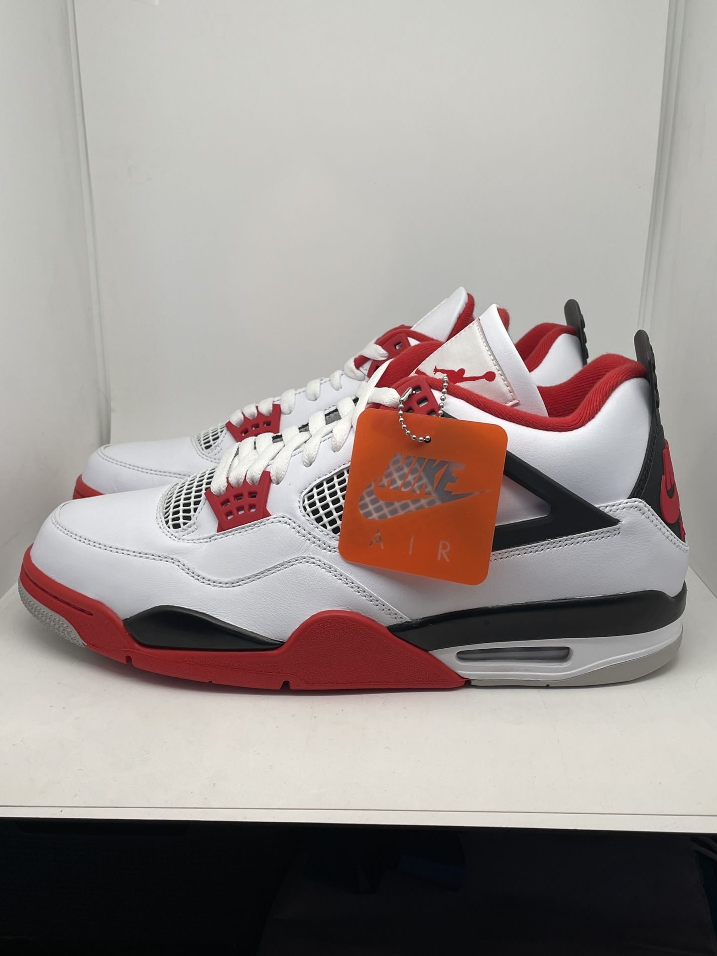 NIB Air Jordan IV 4 Sz 13 Fire Red