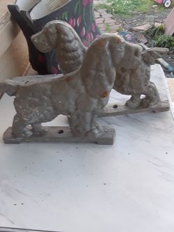 Cocker Spaniel gate holders $25.00 cash only (serious buyers)