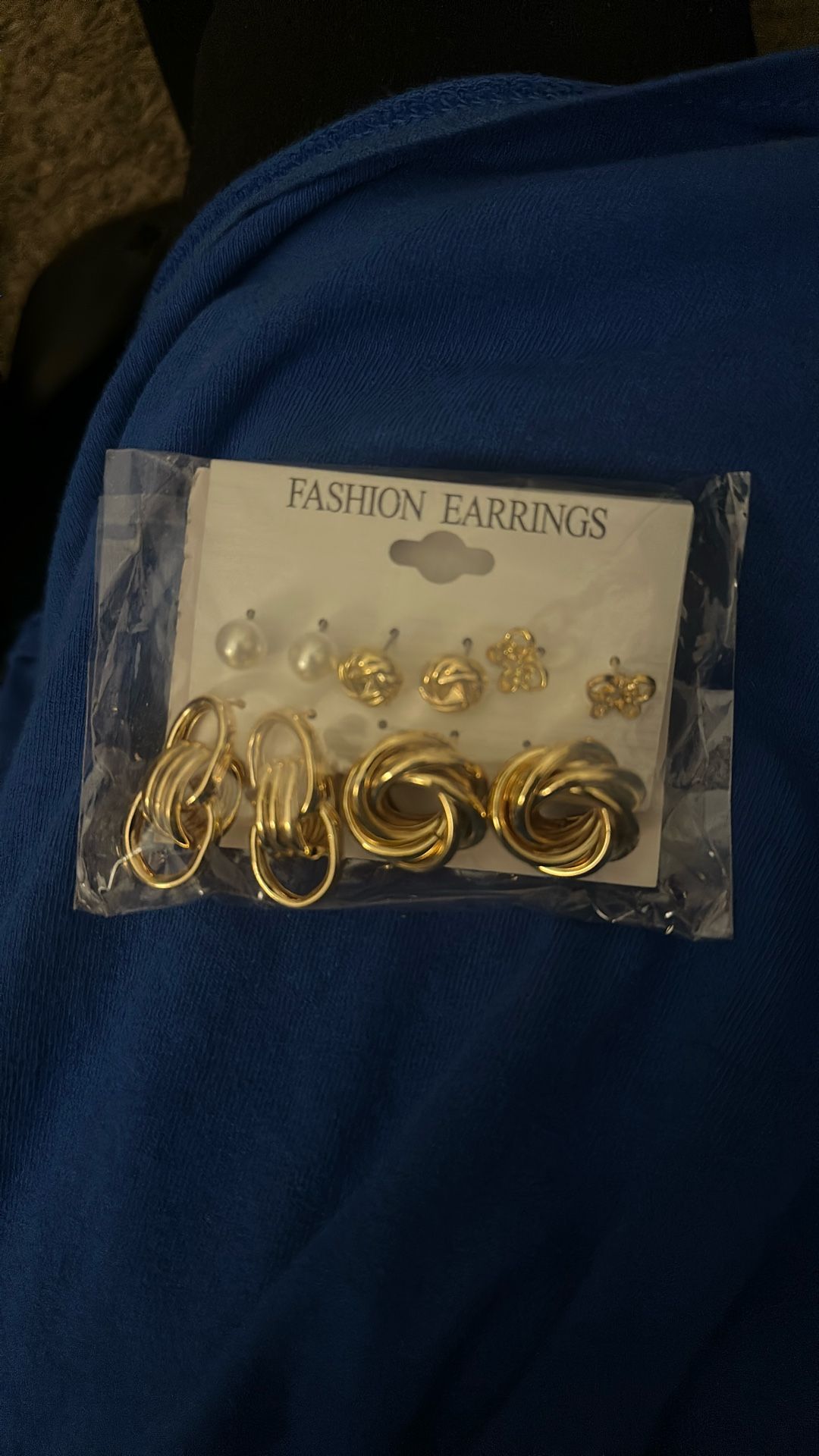 FASHION EARRINGS