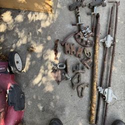 Multiple body repair tools.