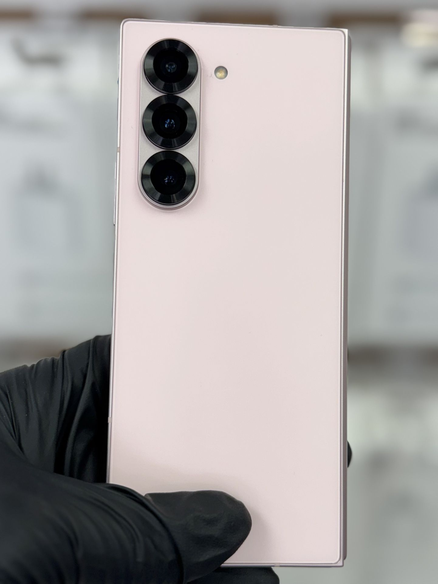 Samsung Galaxy Z Fold 6 Unlocked 512 gb excellent condition! $800