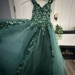 Emerald Green Quinceanera Dress