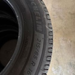 Michelin Defender 2, (215/65/R16)