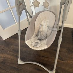 Graco Baby Swing 