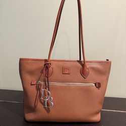 Dooney And Bourke 