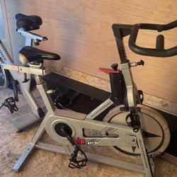 10 Bike package Schwinn IC Pro