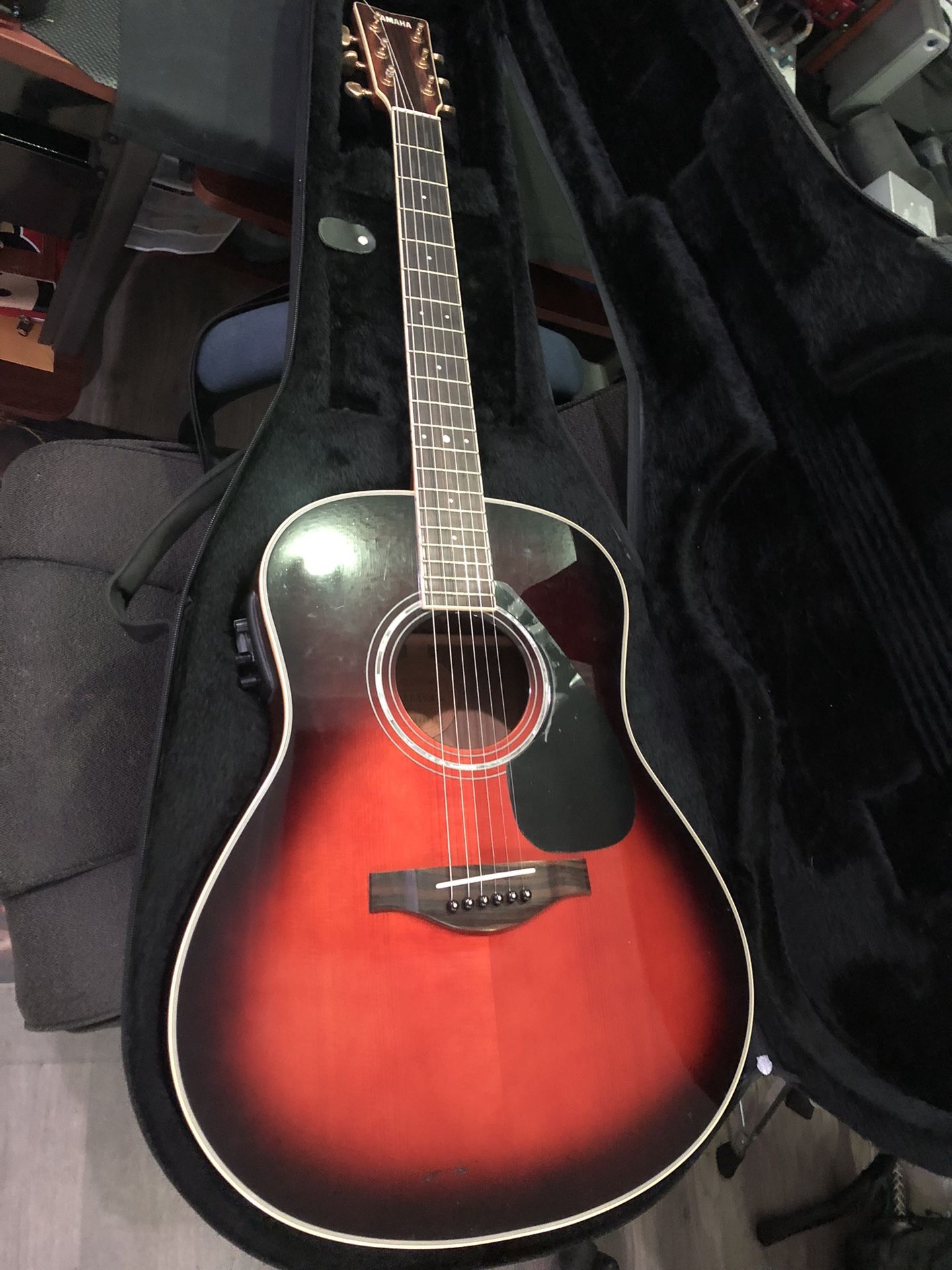 Yamaha Acoustic Electric Guitar Model LLX6A Tbs With Yamaha Case 