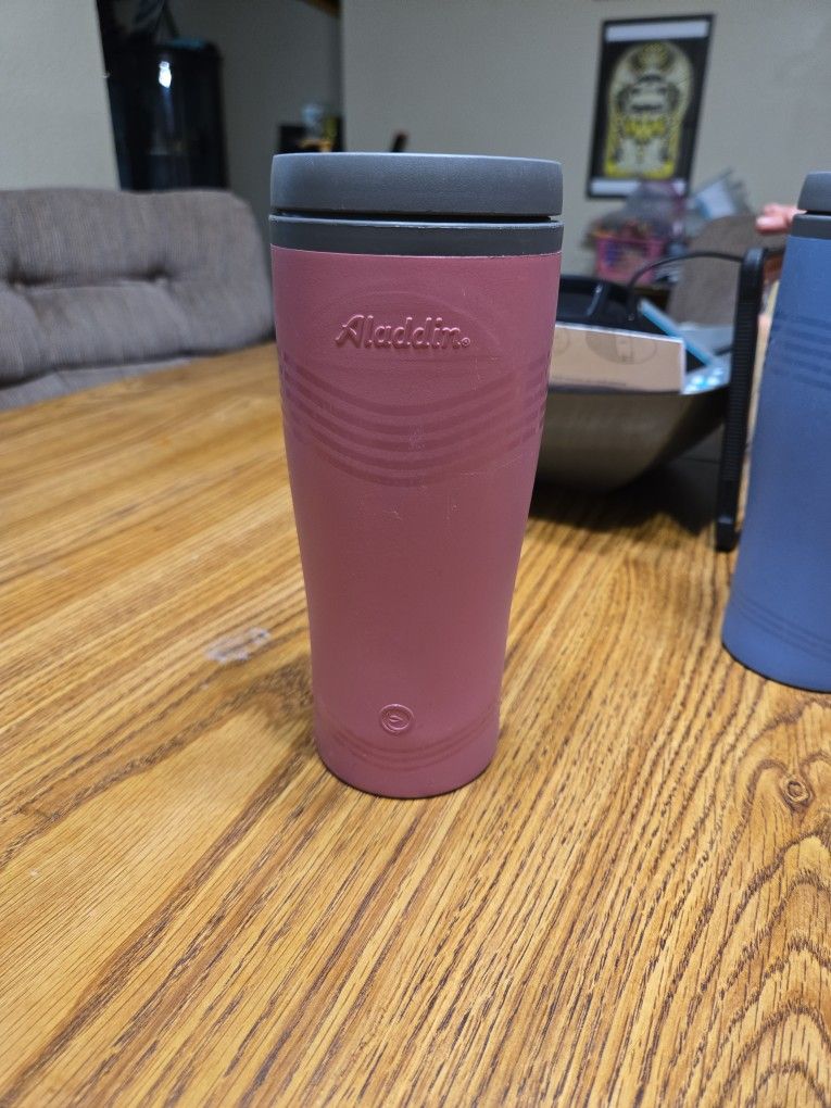 Aladdin Travel Cup. Ink. Gently Used. Nothing Wrong With It.