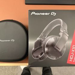 Pioneer Electronics HDJ-X10 Professional Over-Ear DJ Headphones