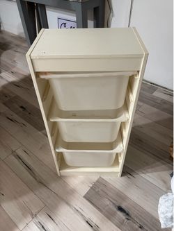 Kids toy organized