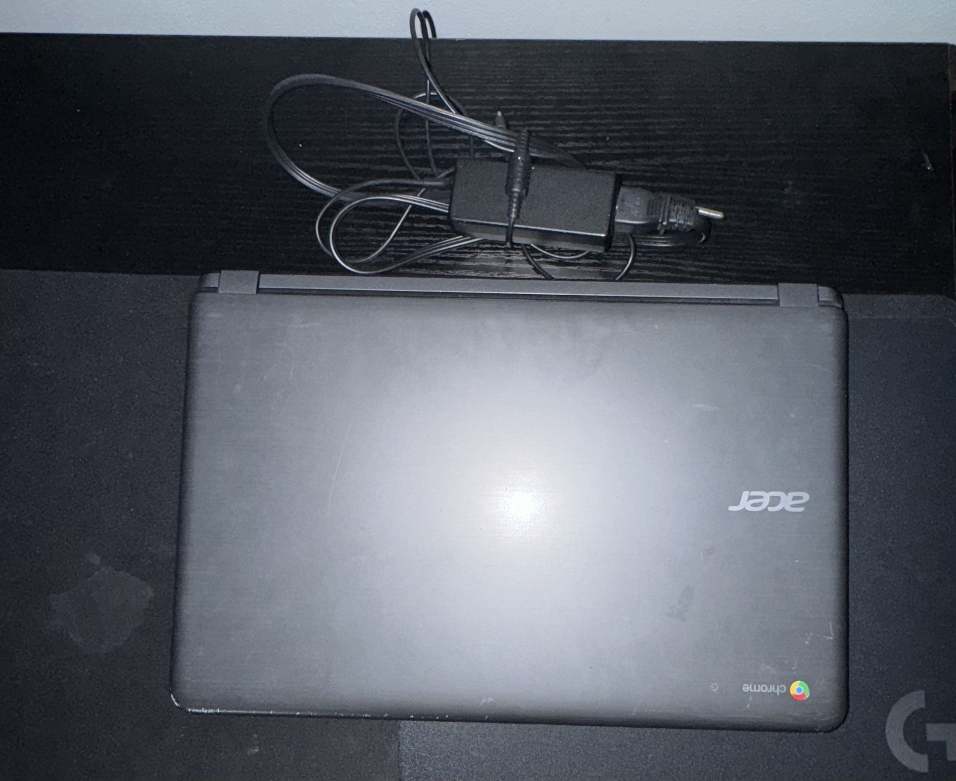 Used Acer Chromebook 16Inch screen