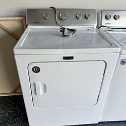 MAYTAG washer And Dryer 