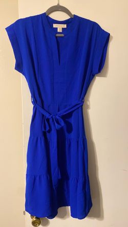 Short blue dress