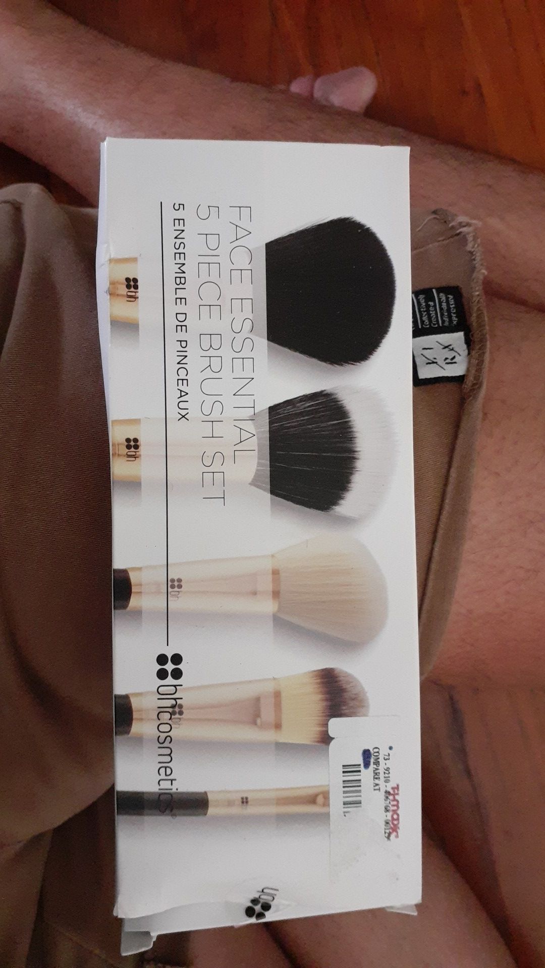 Face makeup brushes
