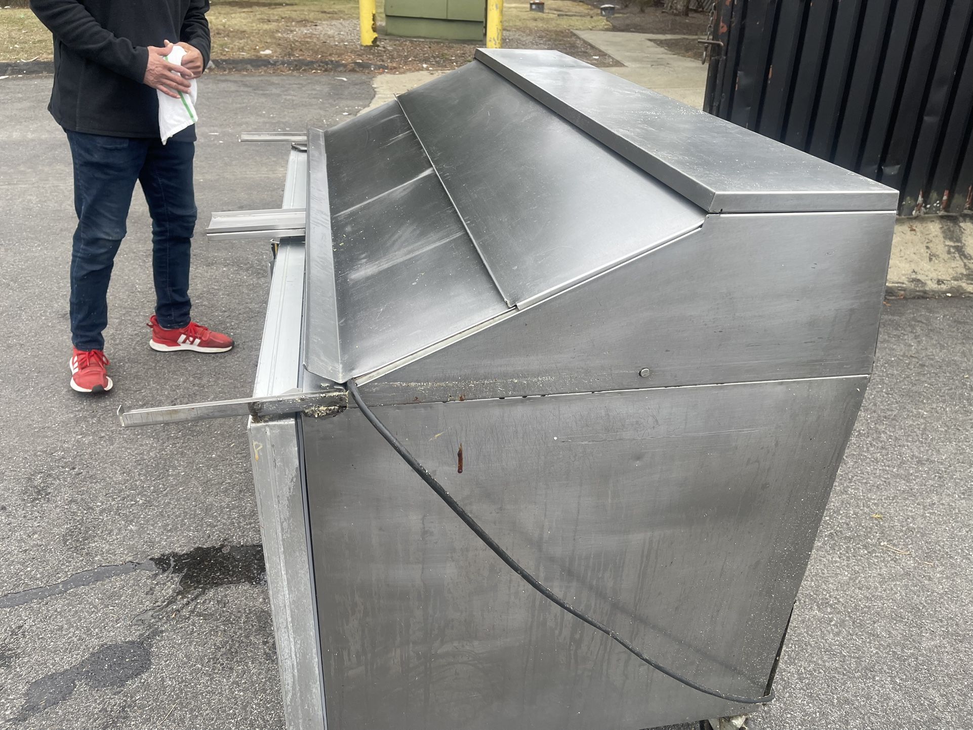 Restaurant Salad Unit