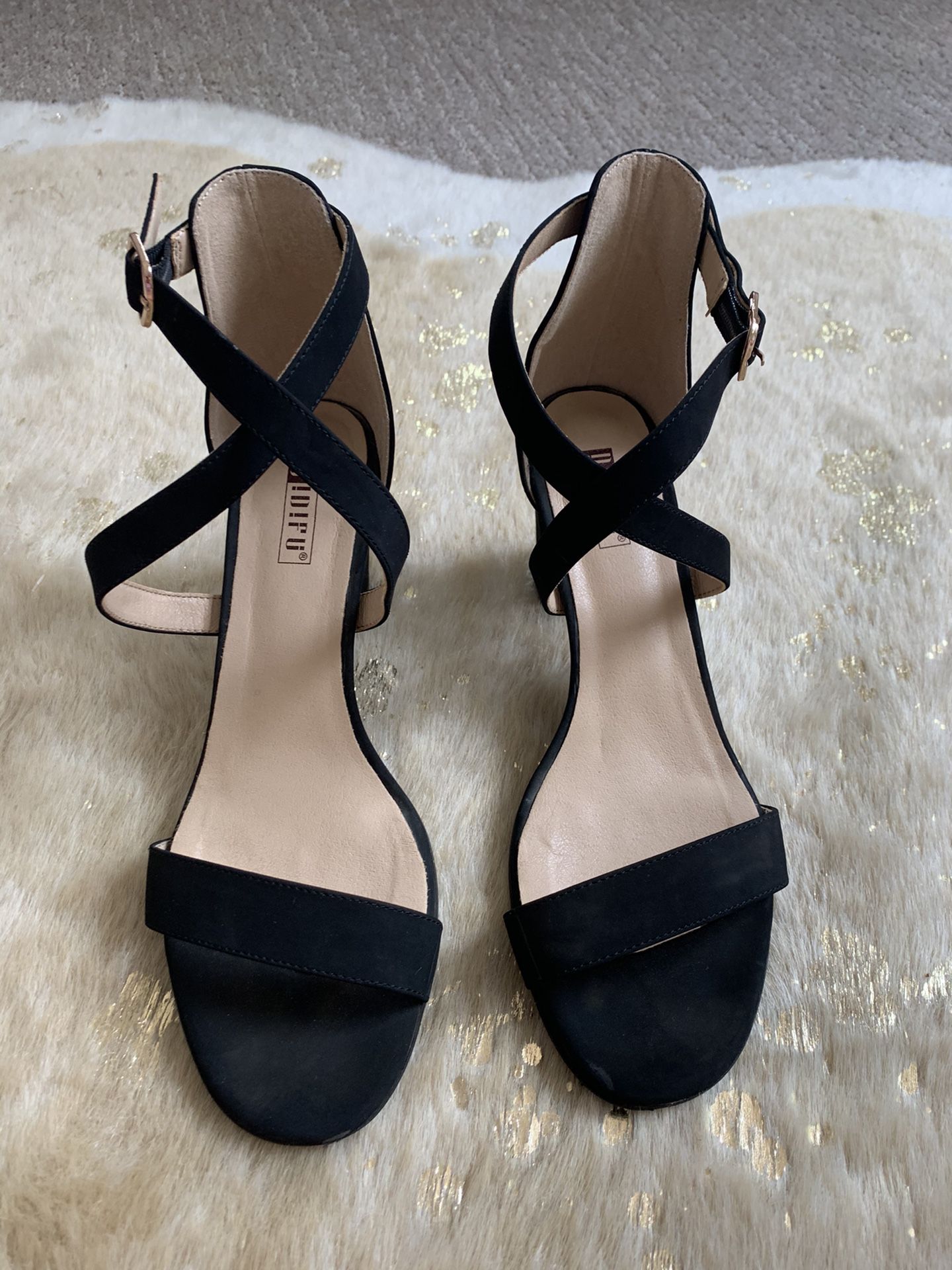 Women’s block heels size 9