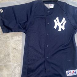 New York Yankees Baseball Men’s Jersey (Large) 