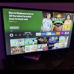 32” INSIGNIA Flat screen tv with remote