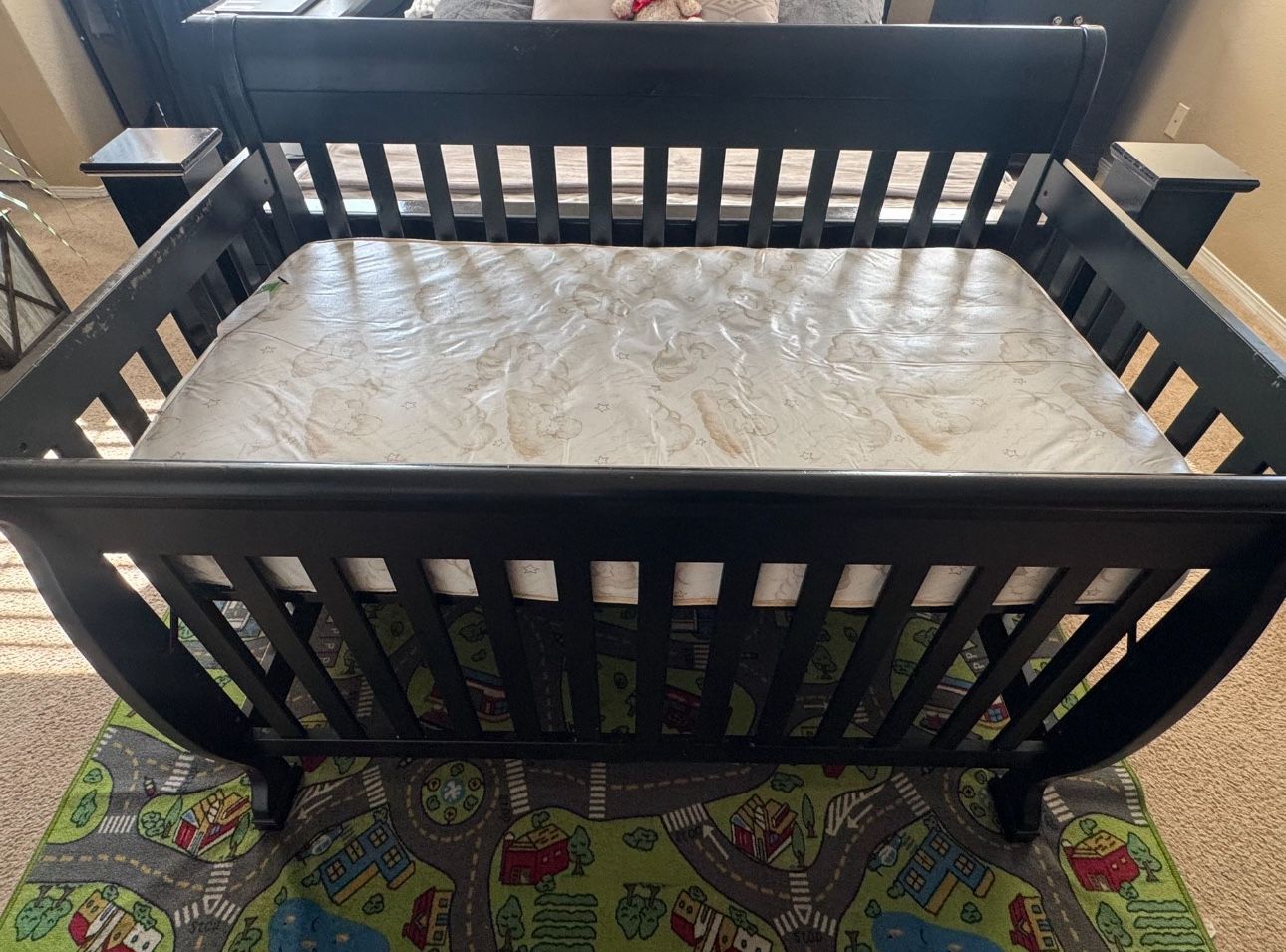 Grack Baby Crib 