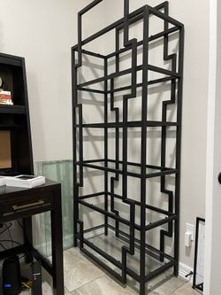 7 Ft Tall X 3 Ft Length 18 Inches Width Glass Top