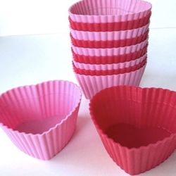 Silicone Heart Baking  Cups 