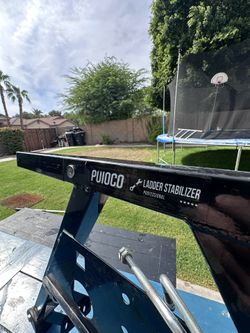 PUIOCO Heavy Duty Ladder Stabilizer / Standoff Bracket - Heavy Duty