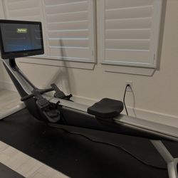 Hydro Rowing Machine 