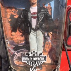 Biker Barbies plus Ken & Fatboy