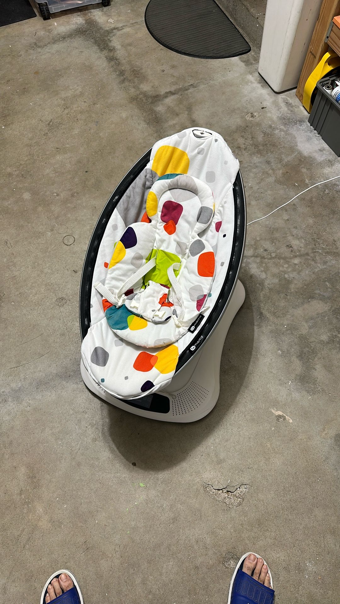 4Moms Mamaroo multi-motion baby swing